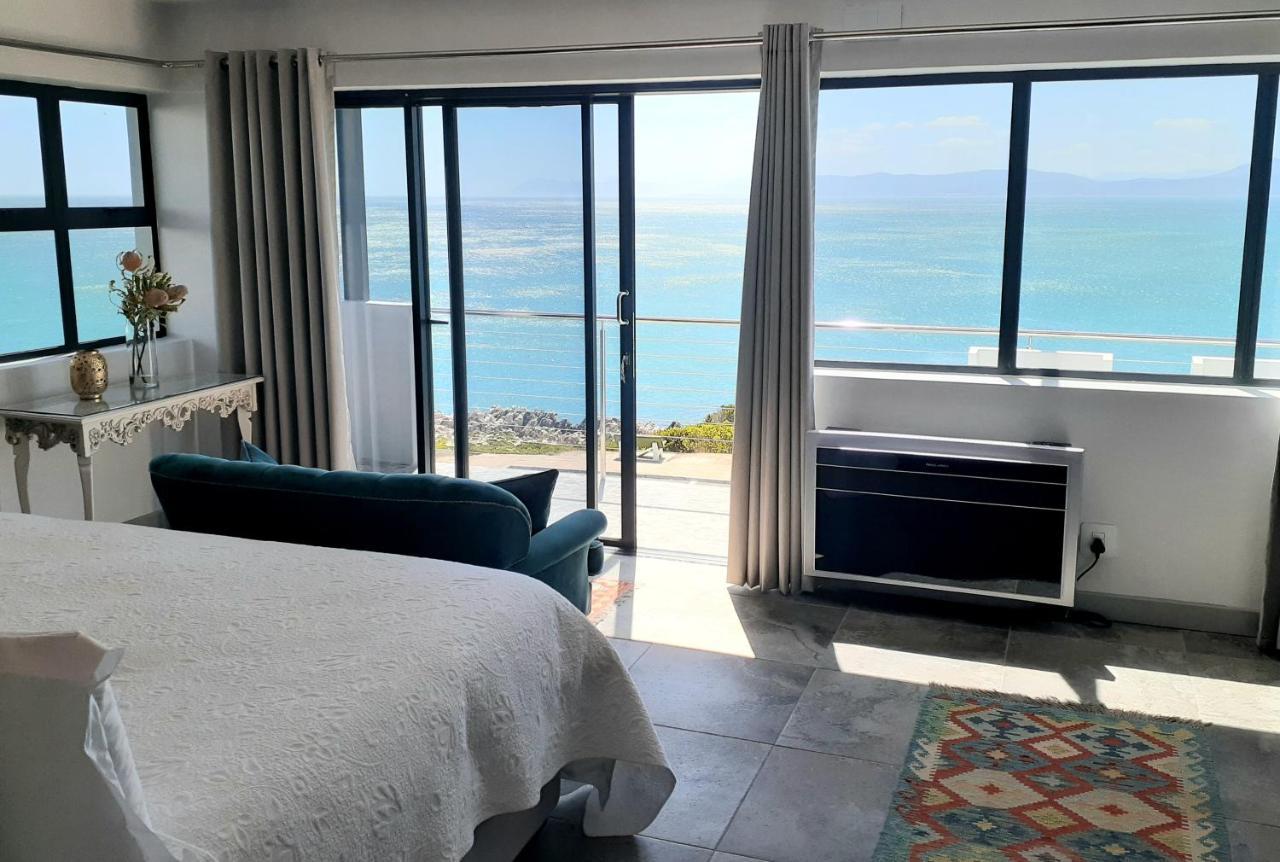 65Oncliff Hotel Gansbaai Exterior photo