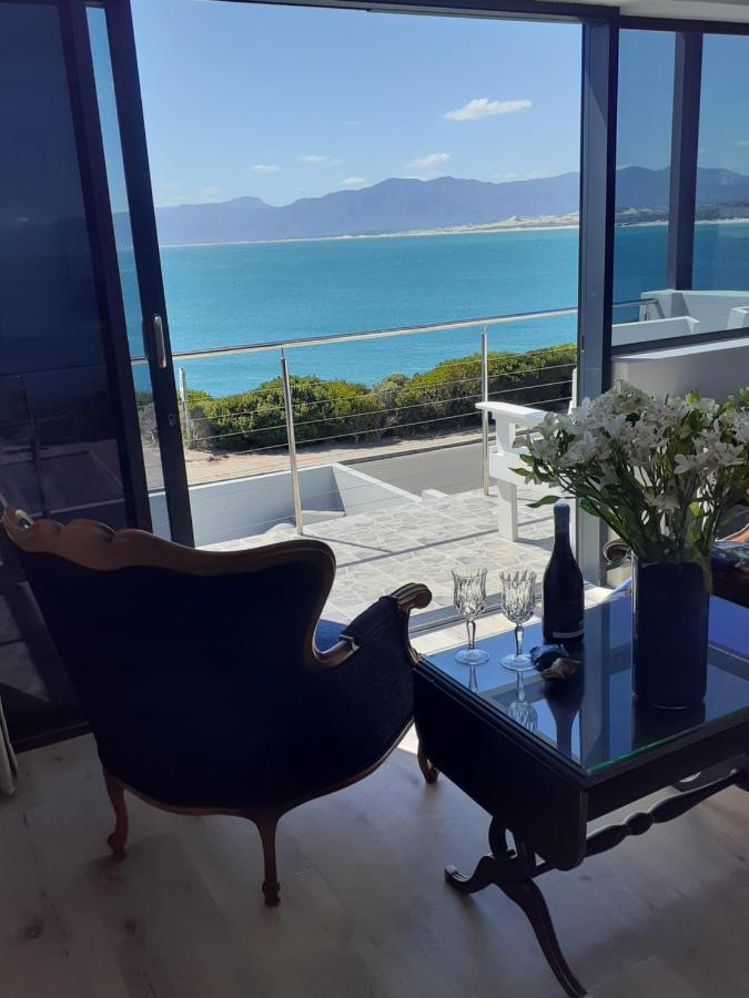 65Oncliff Hotel Gansbaai Exterior photo