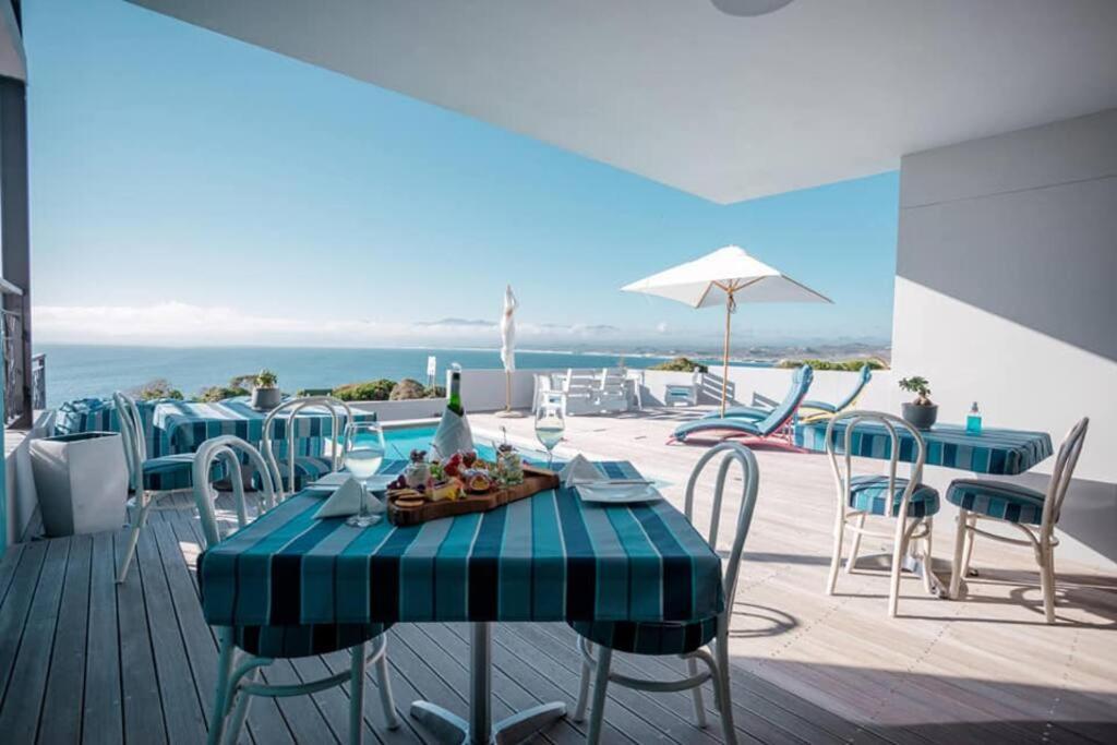 65Oncliff Hotel Gansbaai Exterior photo
