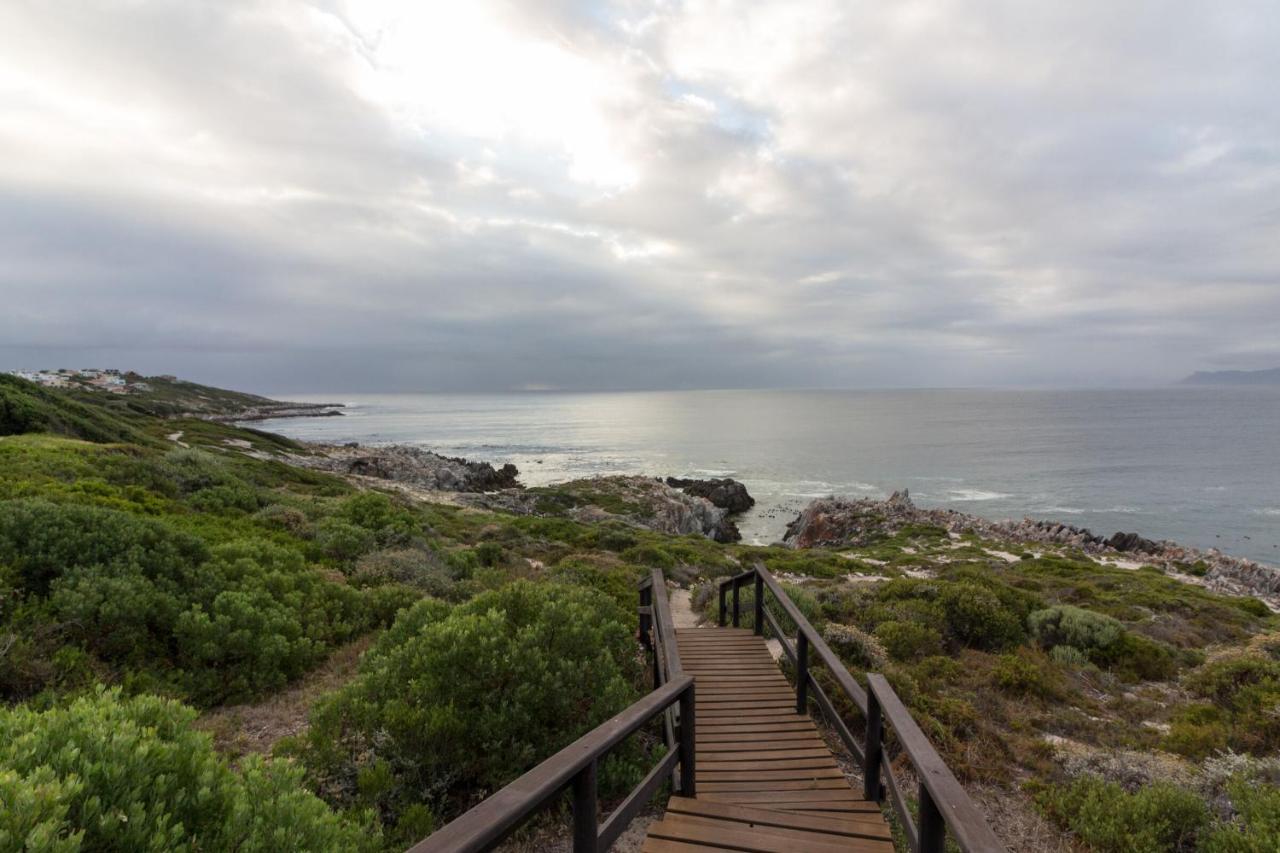 65Oncliff Hotel Gansbaai Exterior photo